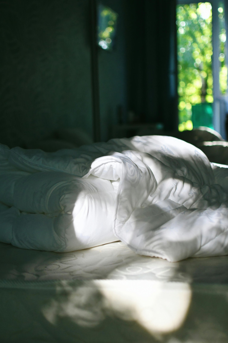Bamboo vs silk sheets